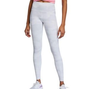Alo Yoga Cameo Print Vapor Performance Leggings